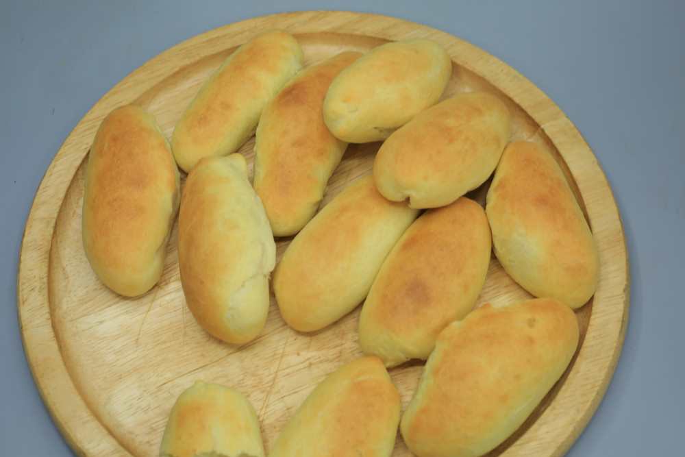 خبز بيتي بان بالزبدة