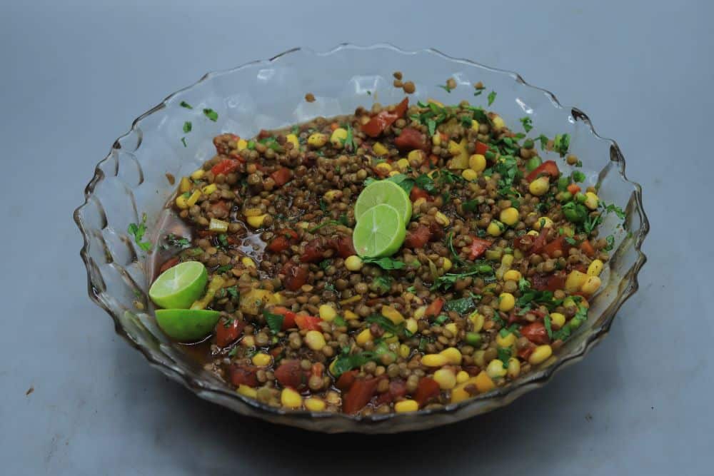 سلطة العدس بالذرة الحلوة