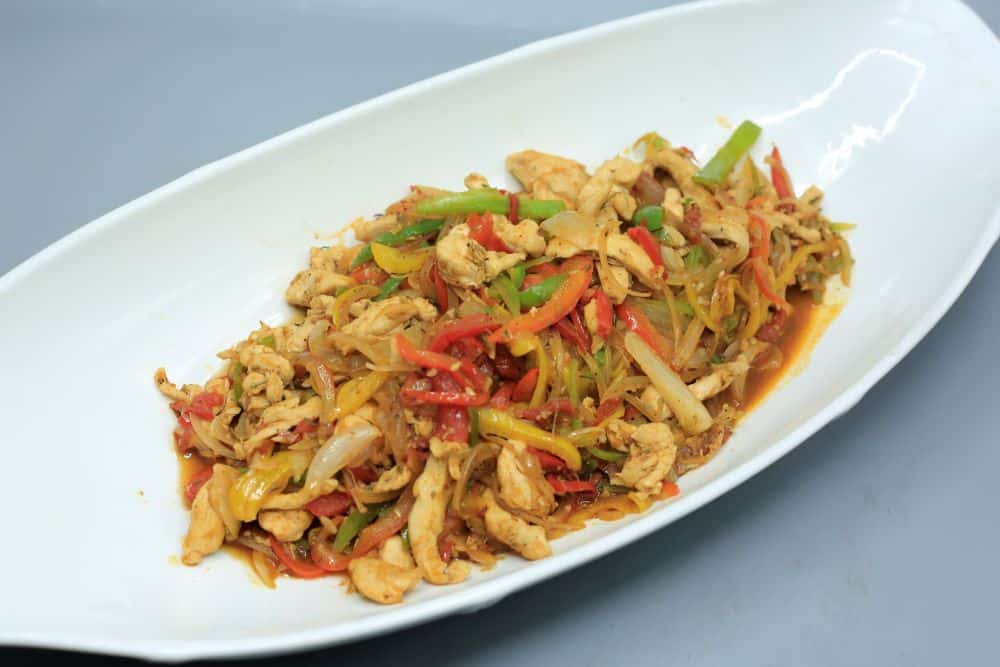 شاورما دجاج بالخضروات