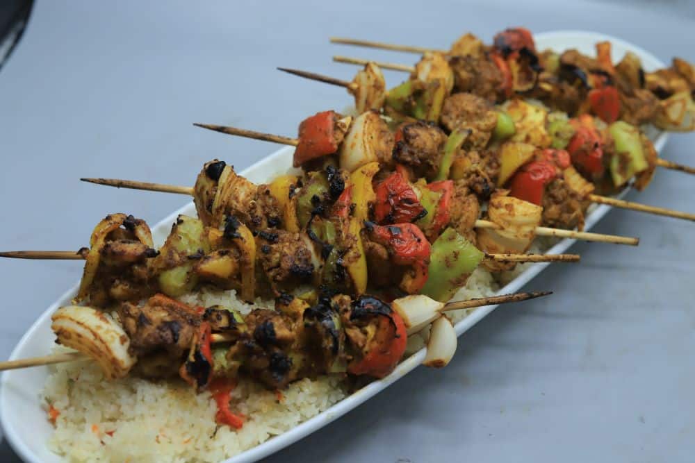 شيش طاووق بالليمون والقرفة