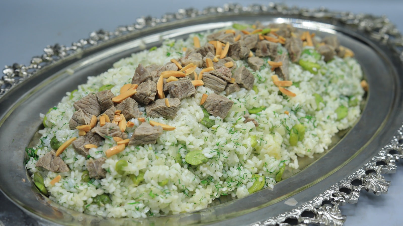 أرز بالفول والشبت