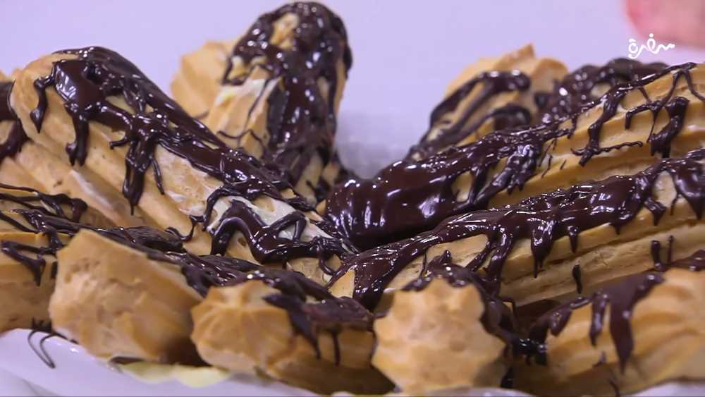 إكلير بحشوة الكريمة