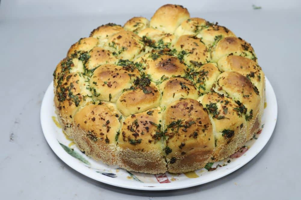 خلية النحل بالجبنة