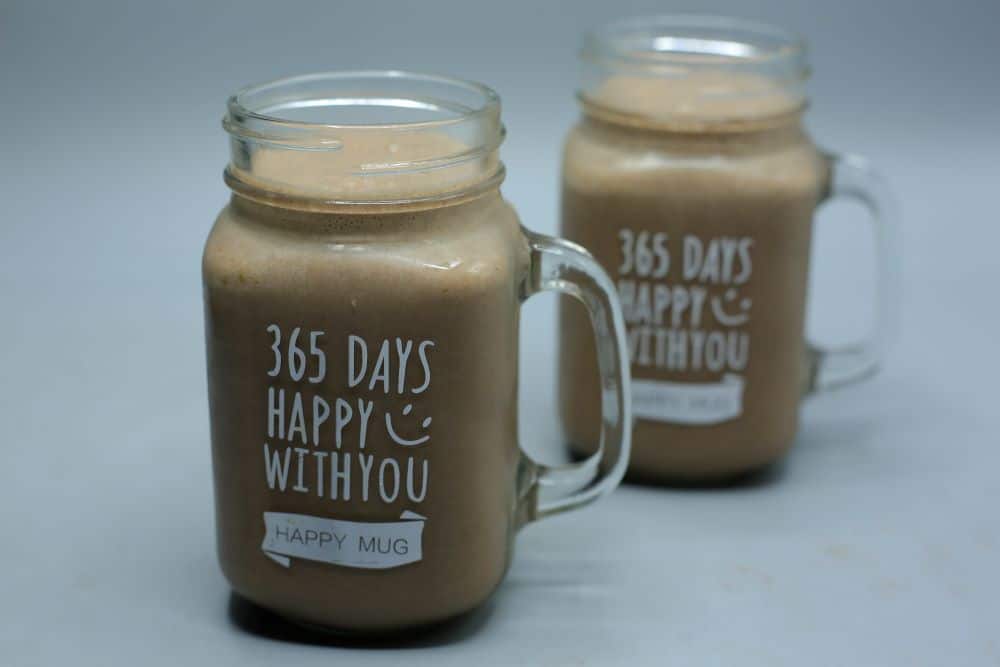 سموذى الموز وزبدة الفول السوداني