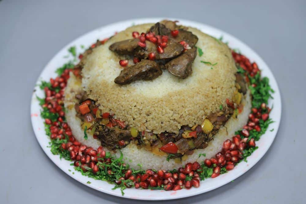 كبدة دجاج بدبس الرمان والثوم