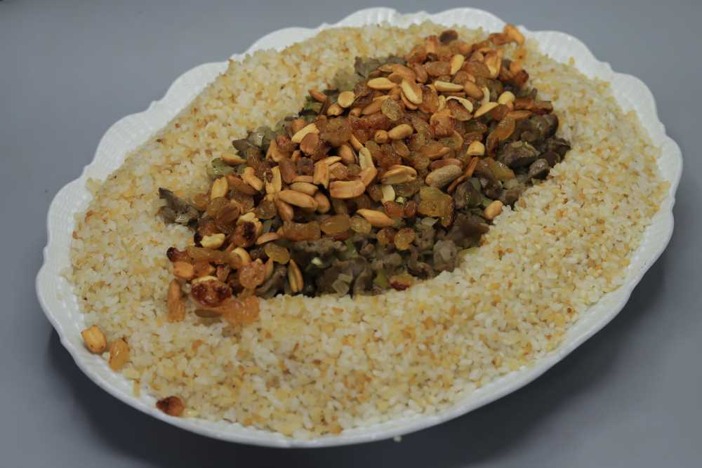 أرز حبة وحبة بالكبدة والقوانص
