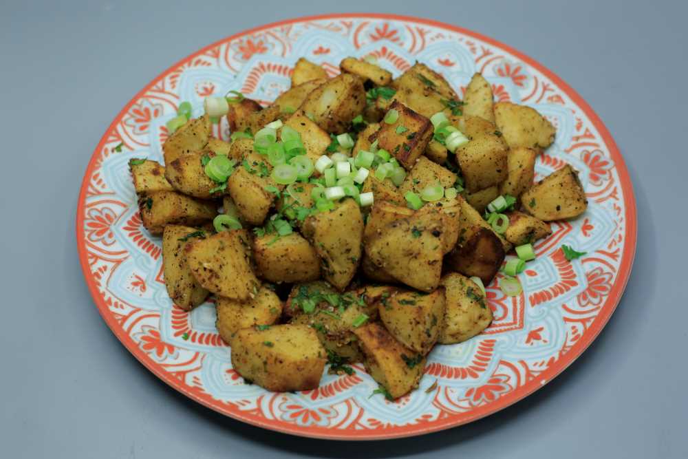 بطاطس مقلية بالثوم والكزبرة