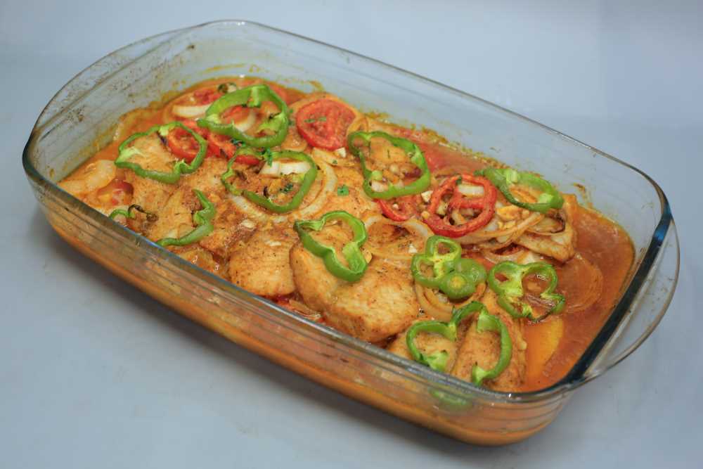 سمك بالطماطم