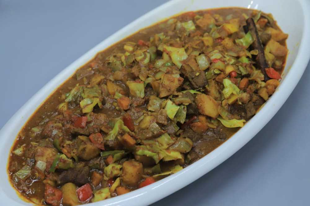 لحمة بصوص الكاري والجراماسالا