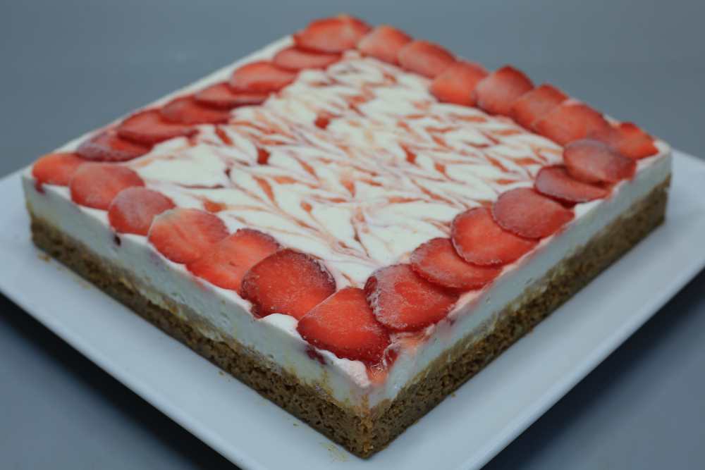 بار الفراولة والبريتزل