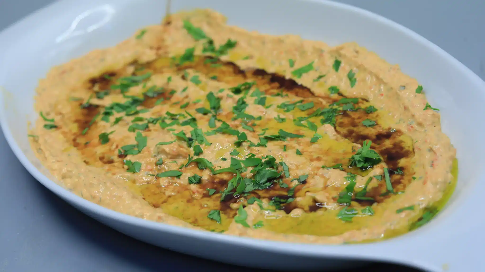 جبنة قريش بالفلفل المشوي