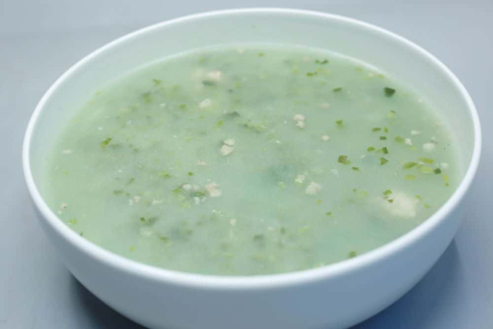 شوربة خضراء