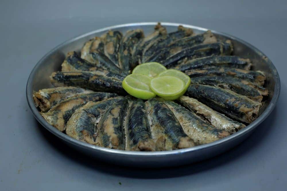 صينية السردين بالزيت والليمون