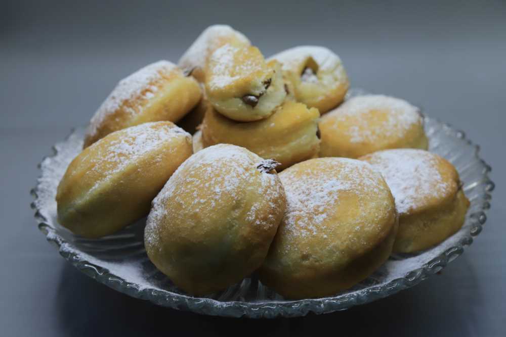 دونتس بحشو الشوكولاتة