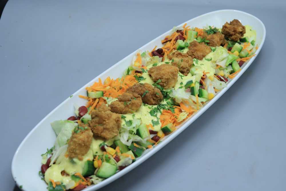 سلطة الدجاج المقرمشة