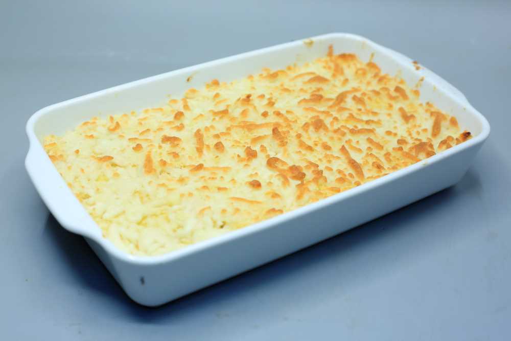 صينية توست بحشوة السوسيس