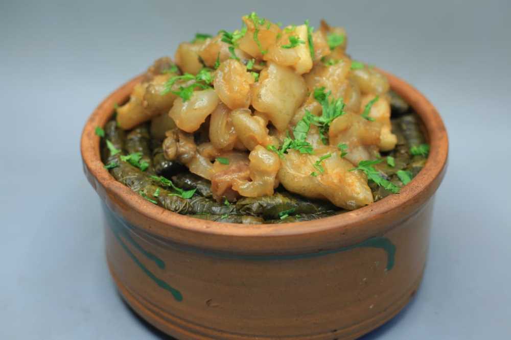 طاجن ورق عنب بالكوارع