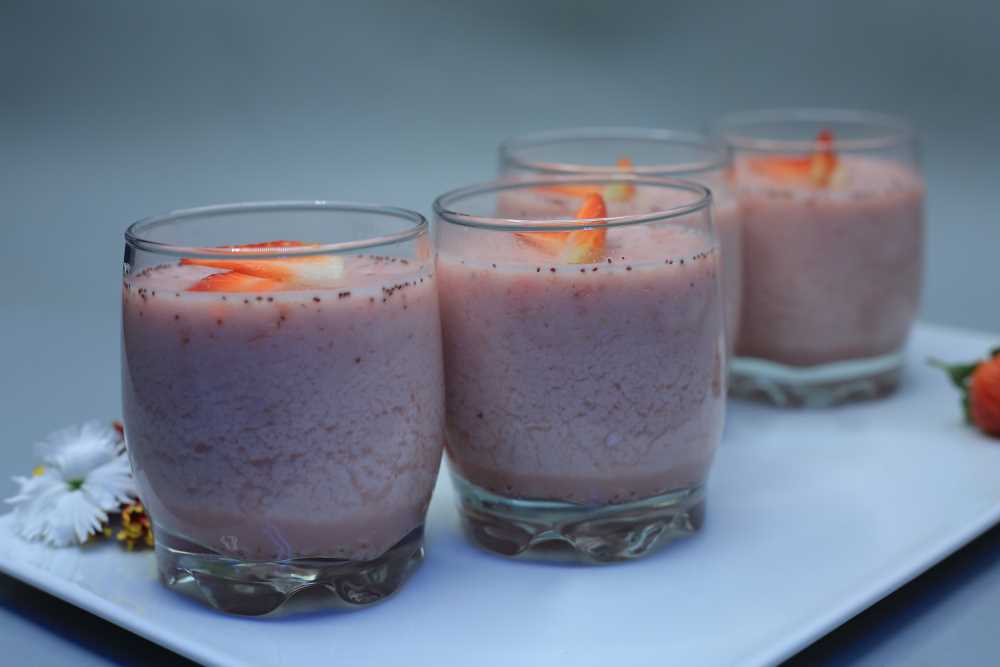 باناكوتا الفراولة