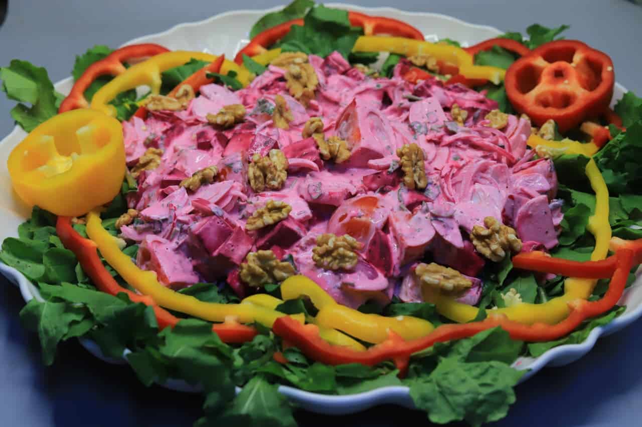 سلطة الجرجير بالبنجر