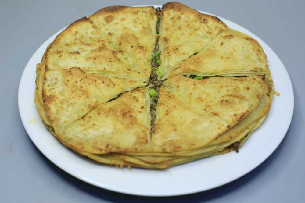 صينية رقاق بالسمنة البلدي بطريقة ساندرا