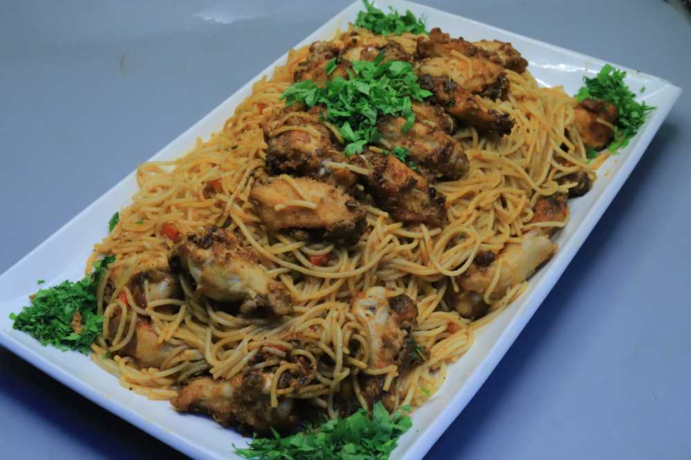 أجنحة بالصوص الحار