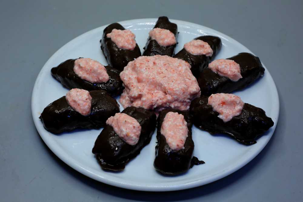 بارز جوز هند بالفراولة