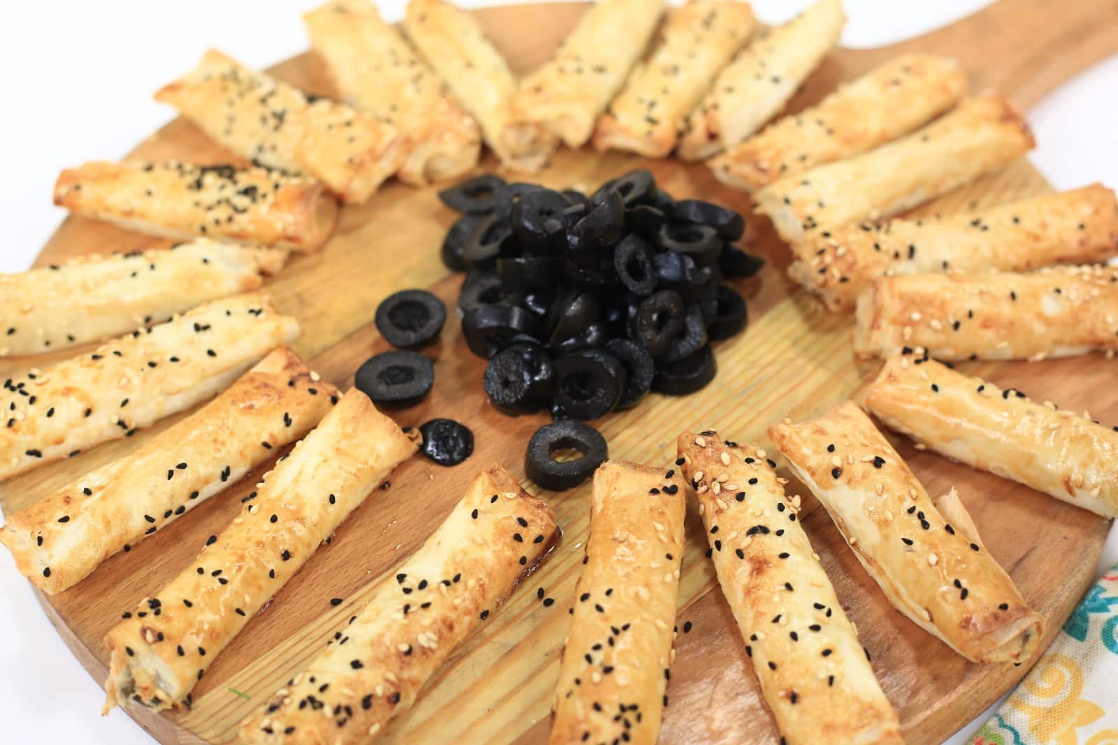 جلاش بالجبنة والزيتون