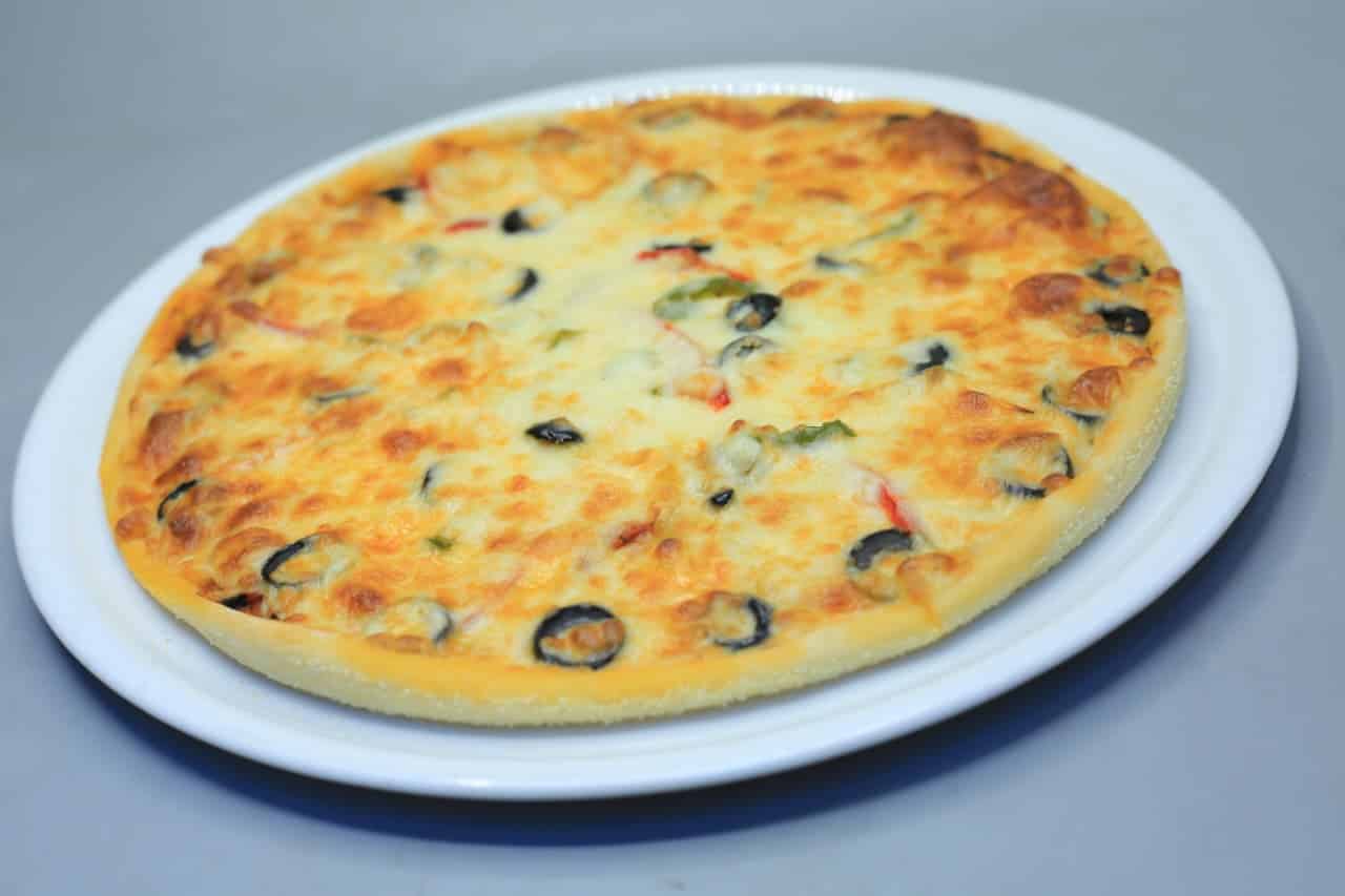 عجينة البيتزا