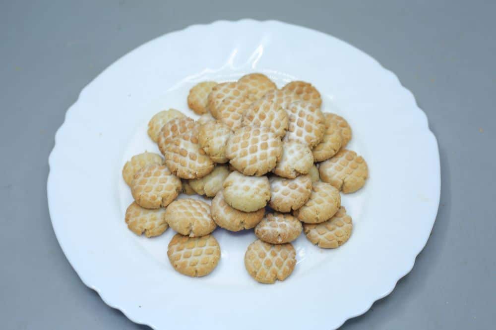 كحك العيد باللوز والطحينة