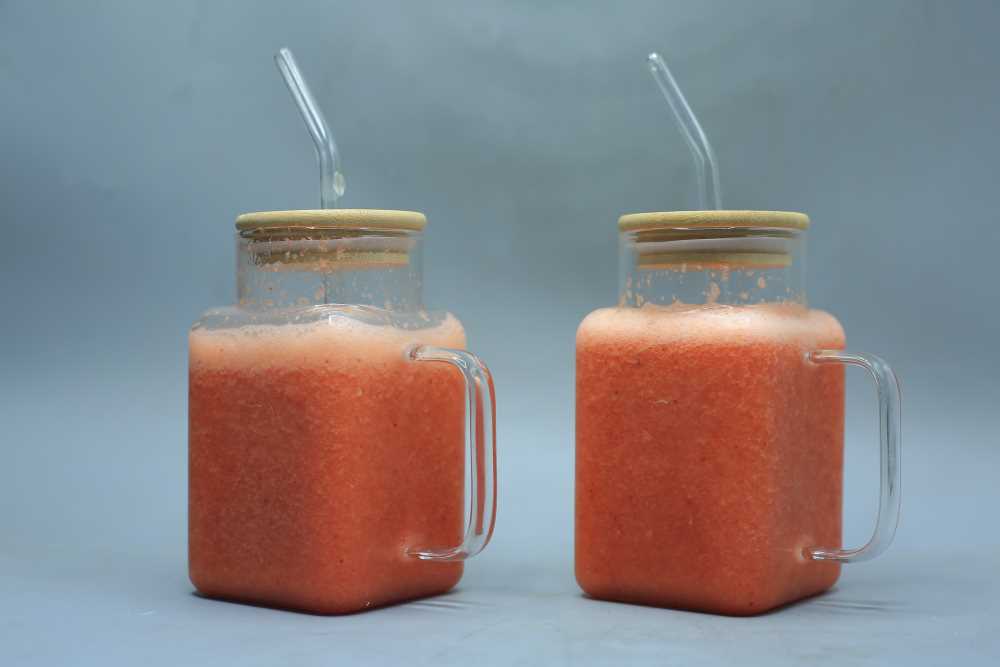 كوكتيل برتقال بالفراولة